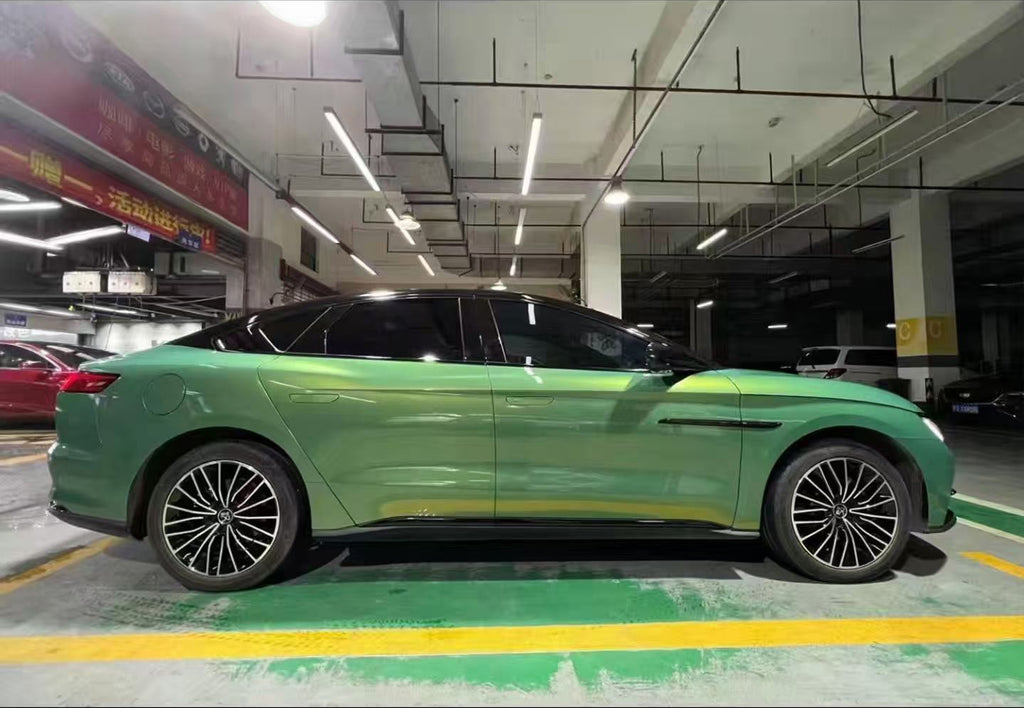 Ultra-Bright Metallic Mamba Green